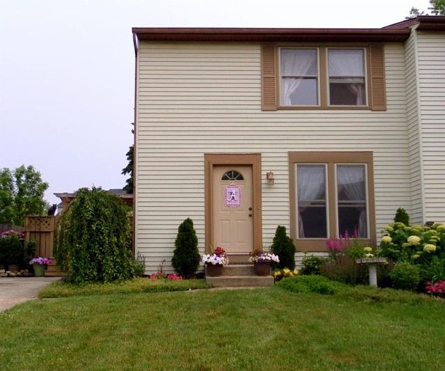 1st image of 8665 Wilmette Ct