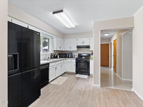 2nd image of 5130 Franciscan Blvd