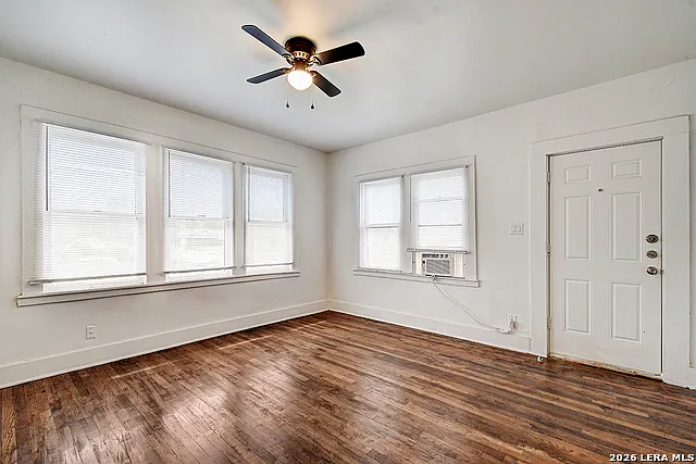 2 bed, 1.0 bath, 1943 sqft, $850 — Photo 4