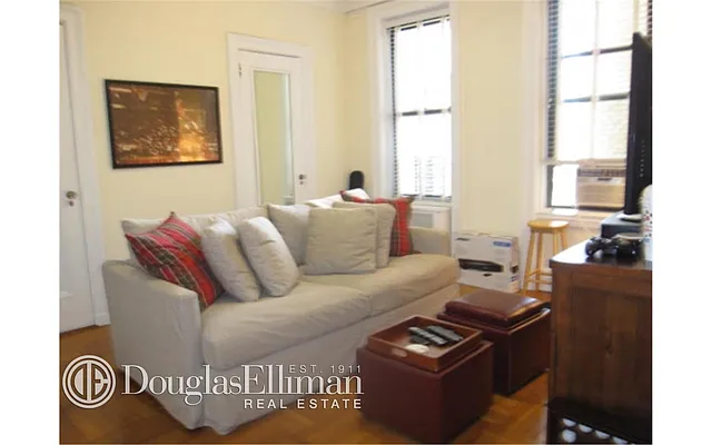 Rented by Douglas Elliman | media 6