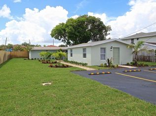 316 NE 36th St, Oakland Park, FL 33334