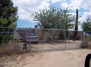 9494 Smith Rd, Phelan, CA 92371