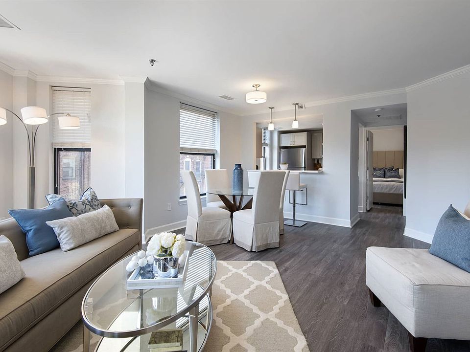 southend_garrisonsquare_2019_southend_liv2_bh