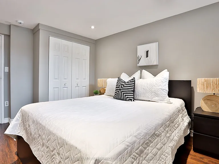 12 Firthway Ct #LOWER — Photo 5