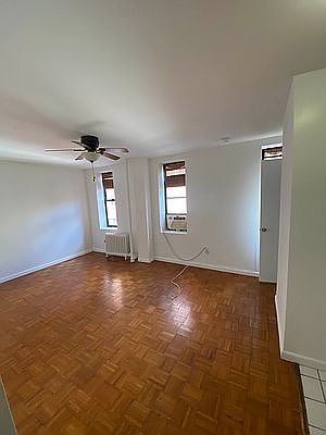 1st image of 203 E 27th St #3R