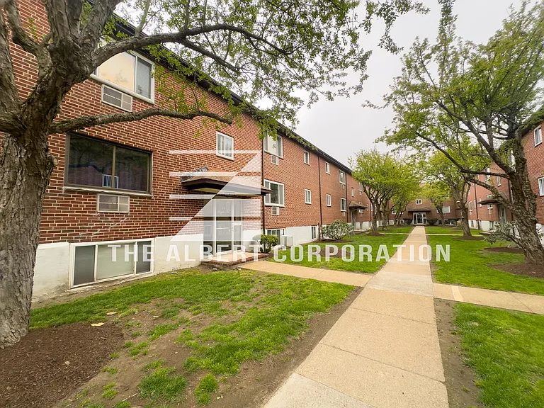 64 Bryon Rd #1 — Photo 28