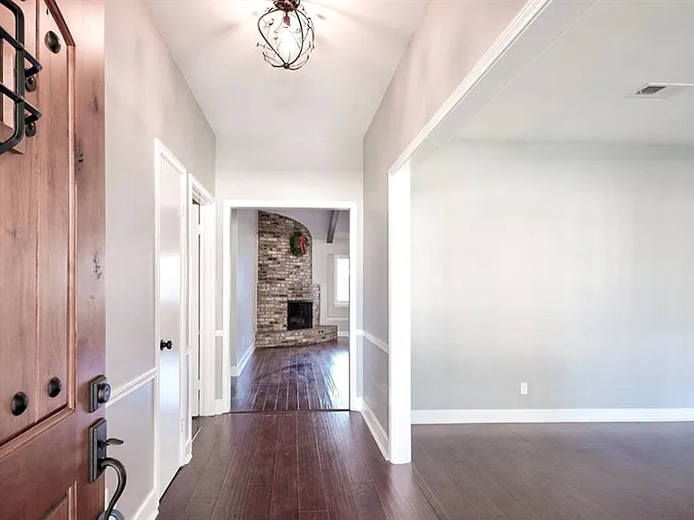 8319 Burning Hills Dr — Photo 15