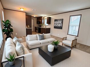 21 Maynard Cir #21, Oxford, MI 48371