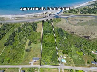 LOT Highway 1, Grosses Coques, NS B0W1M0