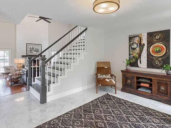 4th image of 4212 Hunter Pointe