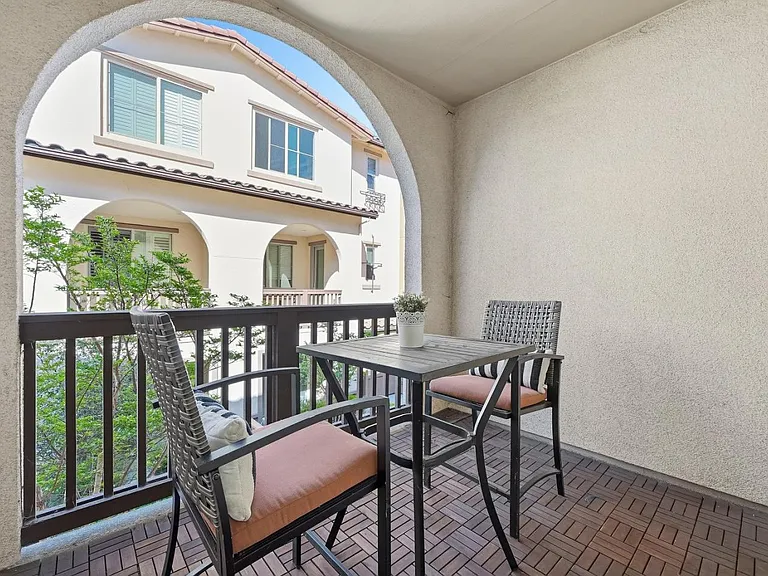 375 Santa Diana Ter — Photo 35