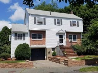 105 Ferncroft Rd, Milton, MA 02186