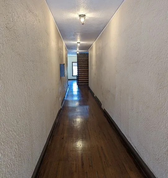 1303 S Cloverdale Ave #3 — Photo 3