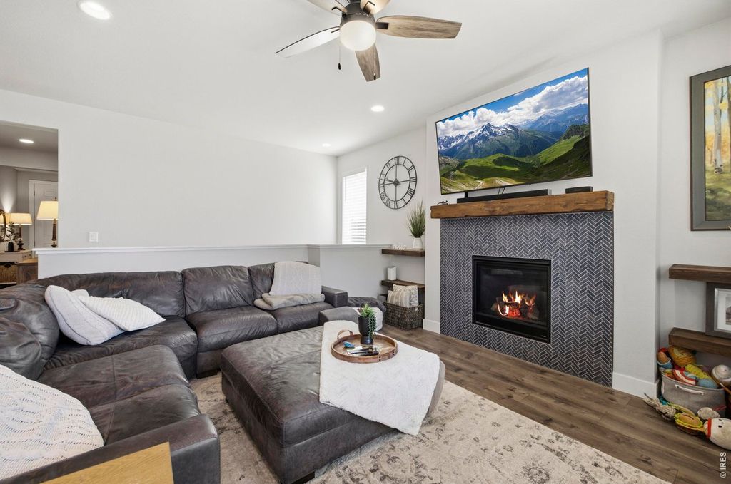 6399 Verna Ct