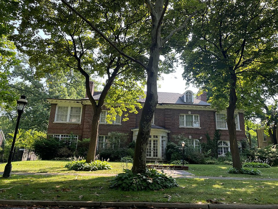 1720 Iroquois St, Detroit, MI 48214 Zillow