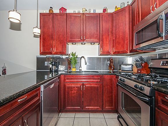 4th image of 6350 N Magnolia Ave #2