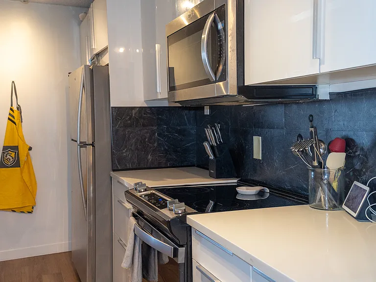 2225 Buchtel Blvd #907 — Photo 9