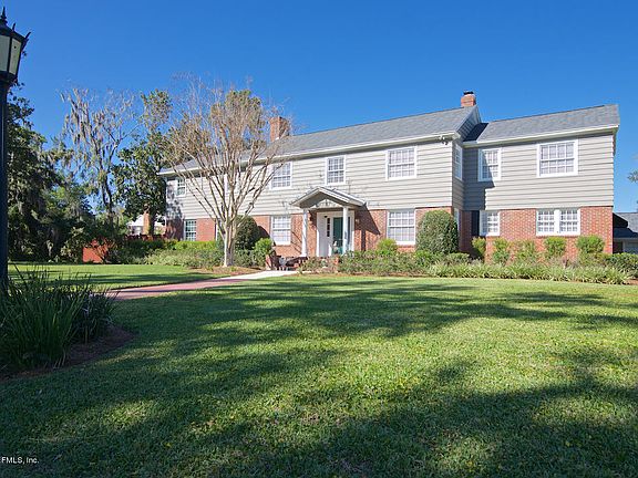 2nd image of 735 ALHAMBRA Drive S