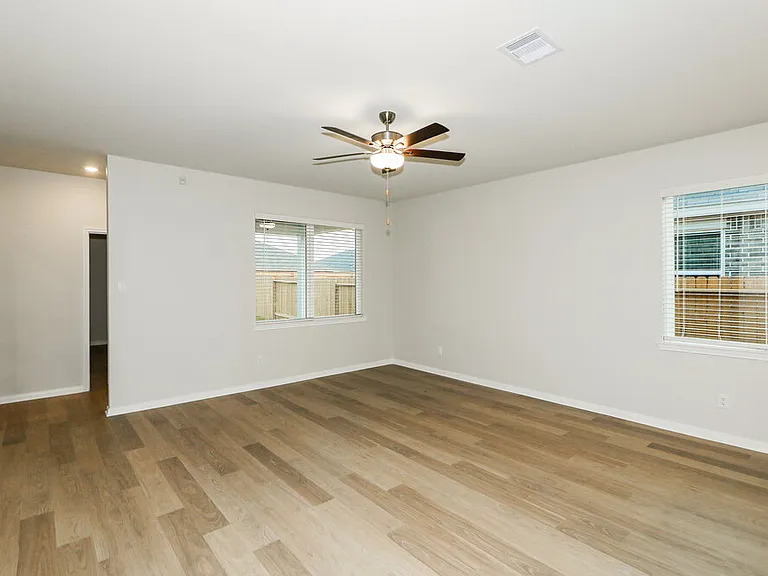 408 Mustang Trot Dr — Photo 4