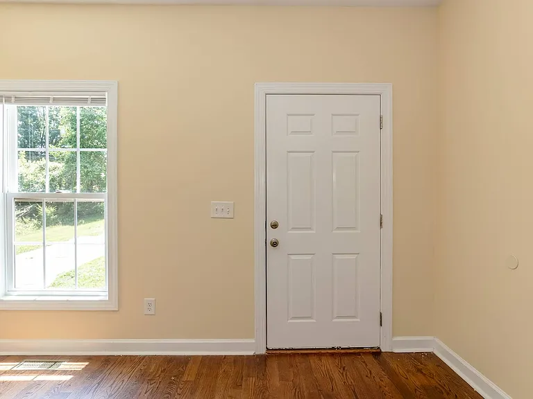 3033 Poole Rd #100 — Photo 8