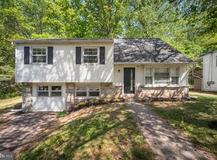 202 Wiltshire Dr, Chalfont, PA 18914