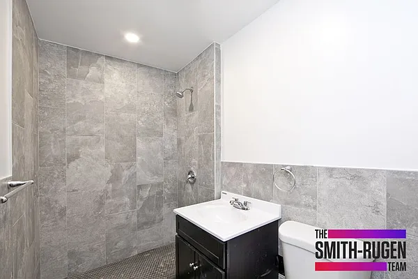 Rented by Zumper Inc | media 45