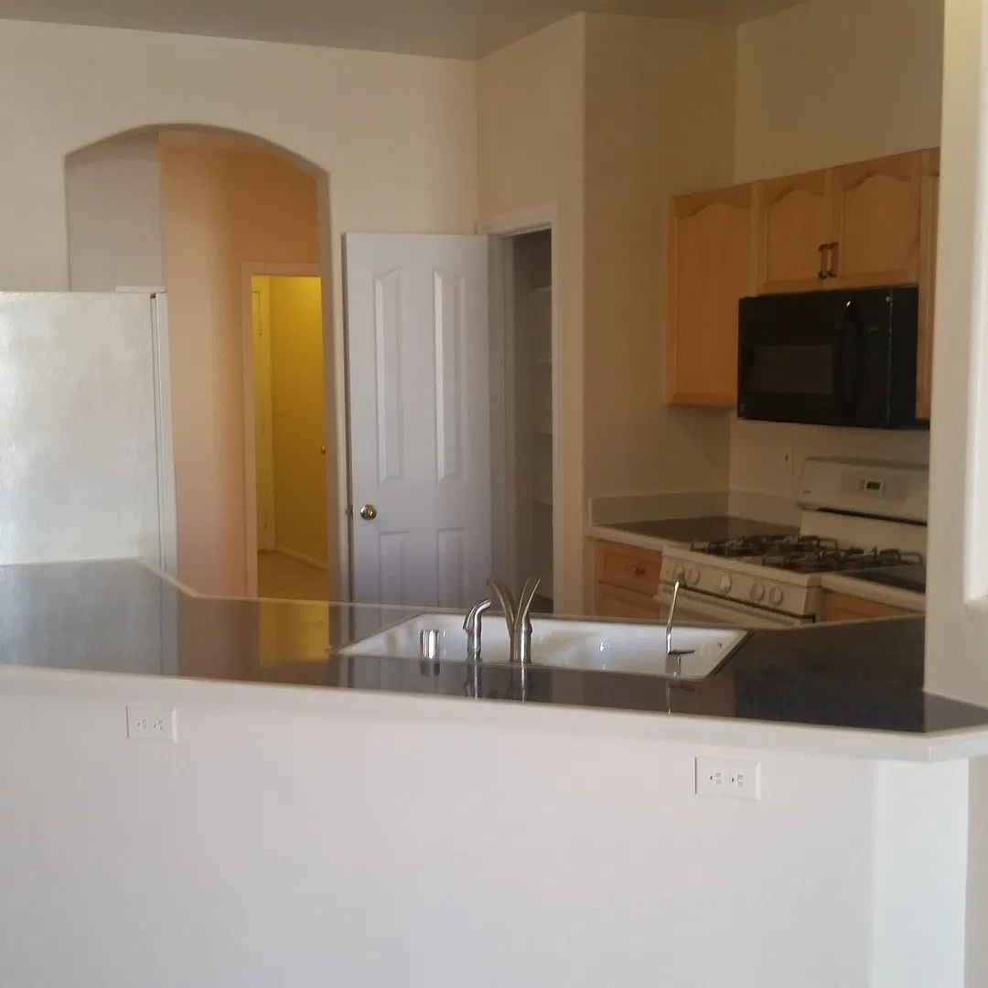 Hard to find Single Story * 3 Bedroom * 2 Car Garage — Photo 2