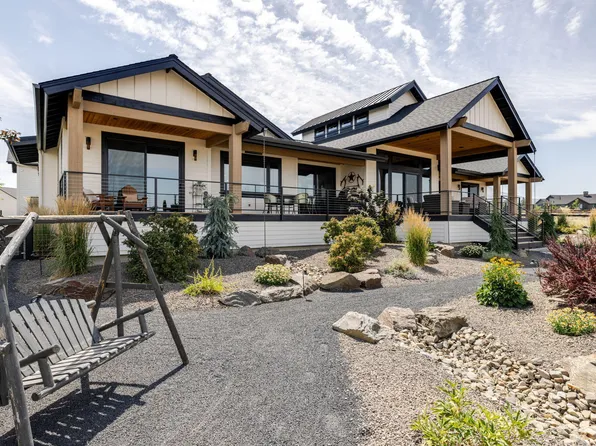 7521 SW Mill Iron Cir, Powell Butte, OR 97753