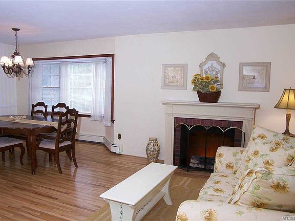 3rd image of 22 John St