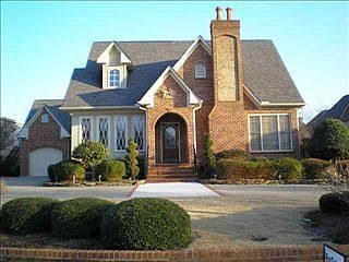 5th image of 10 Knightsbridge Dr
