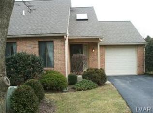 2860 Greenleaf Ct, Bethlehem, PA