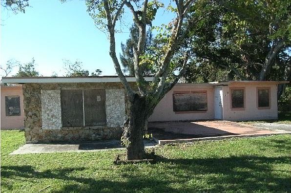 1st image of 2633 NW 18th Ter
