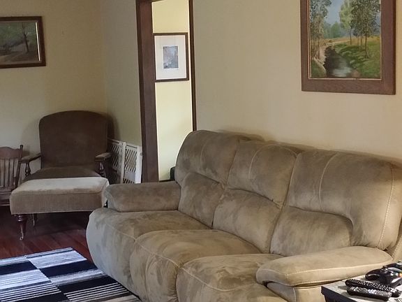 3rd image of 511 Oak Boulevard West Dr