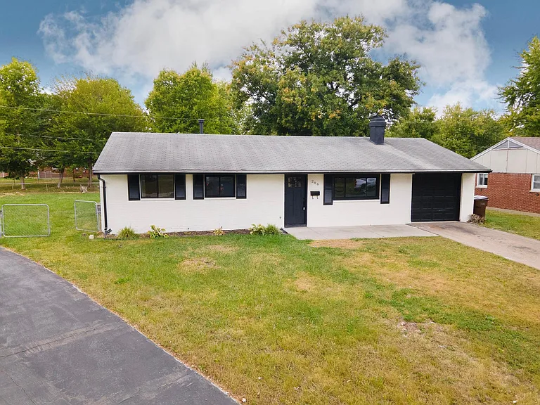 206 Merrymaid Dr — Photo 2