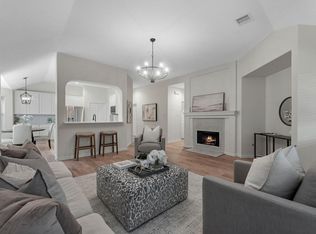 82 S Regan Mead Cir, Spring, TX 77382