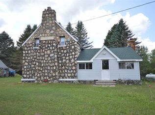 5917 Barber Rd, Boyne City, MI 49712