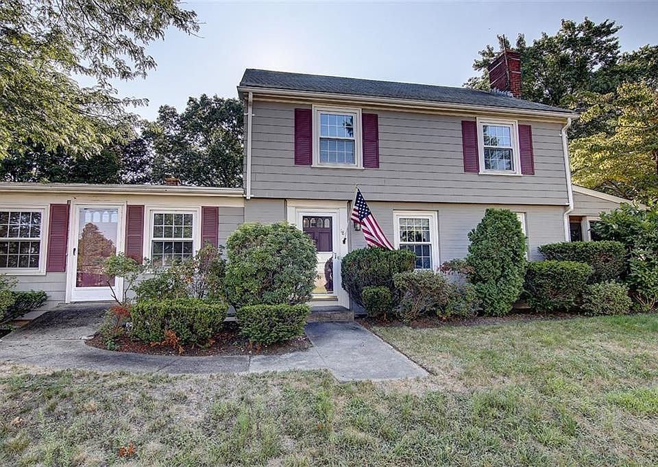 1st image of 181 Ferris Ave