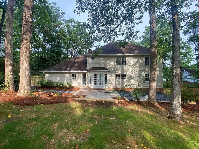 1260 Sagewood Dr — Photo 2