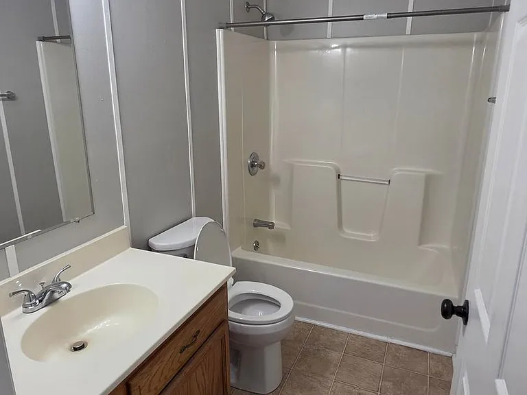 434 Hillside Dr — Photo 18