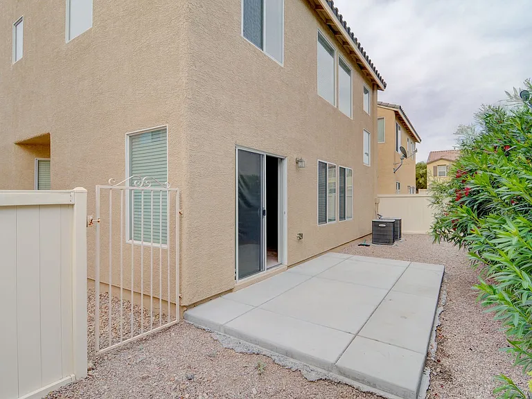 2753 Kona Crest Ave — Photo 15