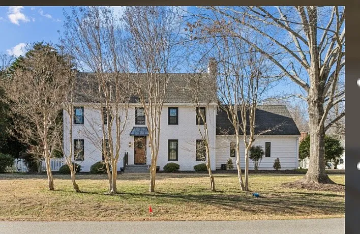 300 Fairfax Way — Photo 21