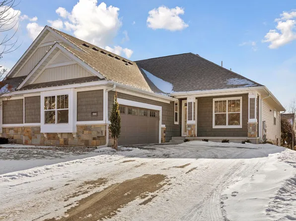 3582 Lemieux Cir, Eagan, MN 55122