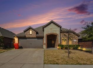 128 Newsom Dr, Royse City, TX 75189
