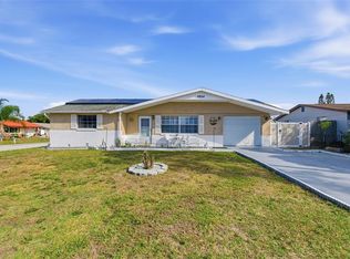 4904 Elmwood St, New Port Richey, FL 34653