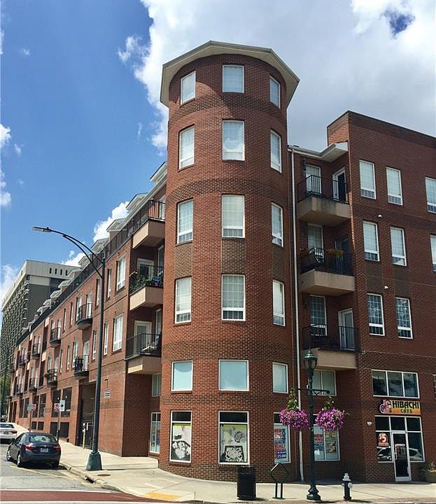 1st image of 360 S Elm St APT 309
