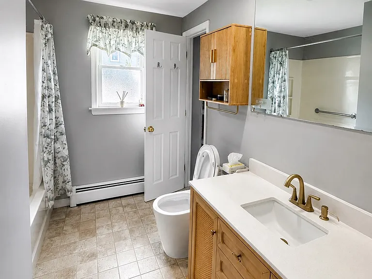 37 Euclid Ave — Photo 21