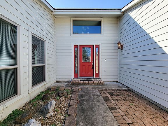 3rd image of 15827 Echo Canyon Dr