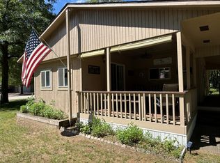 5680 Oakridge Dr, Caseville, MI 48725