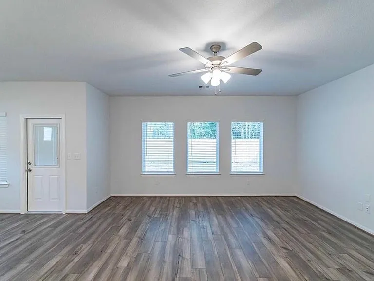 14397 High Hill Dr — Photo 11