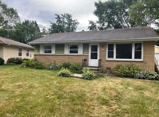 1945 Sachtjen St, Madison, WI 53704